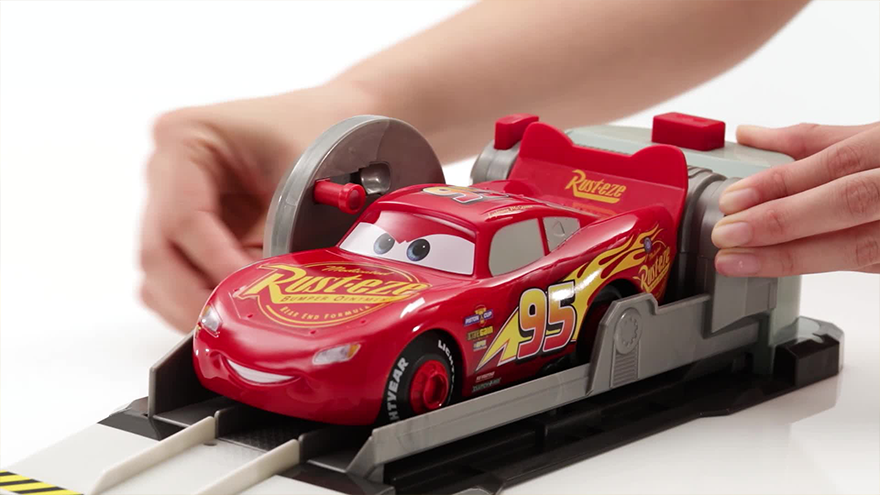 Disney-Pixar-Cars1
